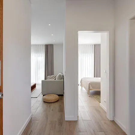 Vila Casa Tordoveias